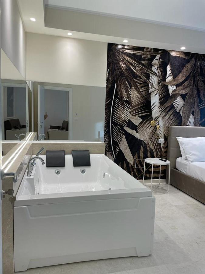 Suite 55 In Centro Trani Extérieur photo